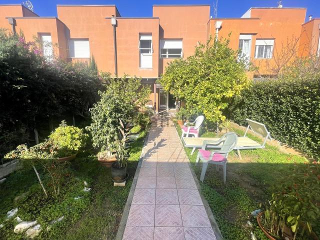 Villetta a schiera in vendita di 190 m² in Via Confalonieri