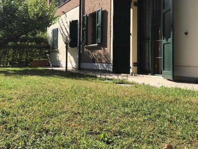 Villetta a schiera in vendita di 190 m² in Via Ghiarda