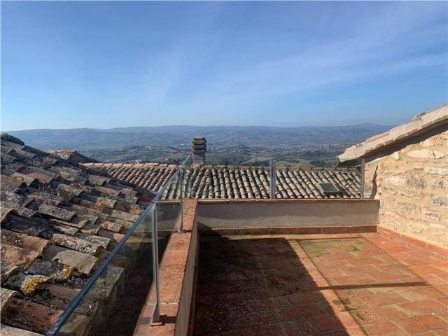 Villetta a schiera in vendita di 190 m² in Via Giuseppe Garibaldi, 9