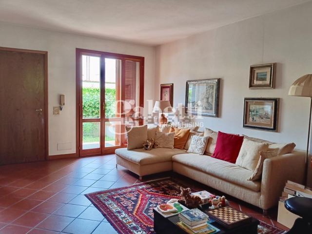 Villetta a schiera in vendita di 190 m² in Via del Chiuso