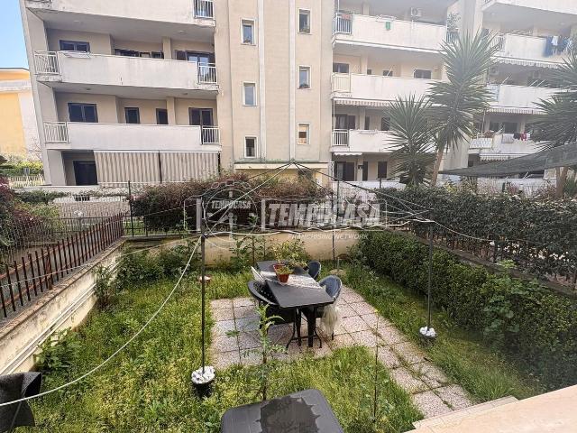 Villetta a schiera in vendita di 190 m² in Via Pablo Picasso, 3
