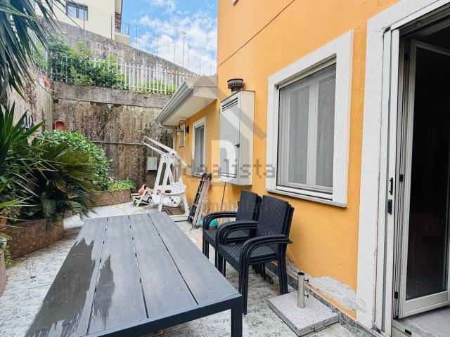 Villetta a schiera in vendita di 190 m² in Via Pietrebianche