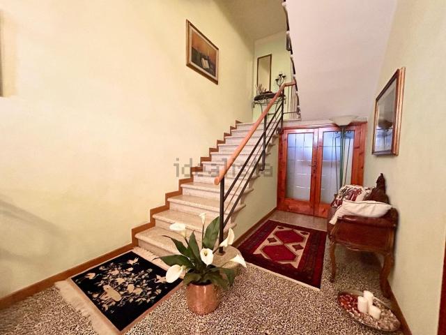 Villetta a schiera in vendita di 190 m² in Via Val d&apos Orme, 40