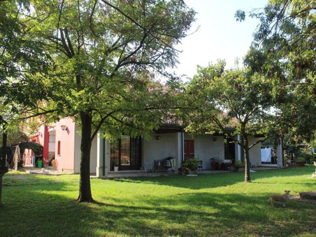 Villetta a schiera in vendita di 190 m² in Via Varghetto