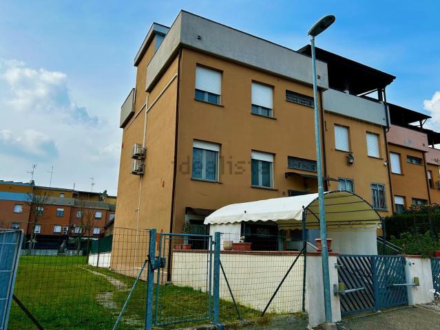 Villetta a schiera in vendita di 190 m² in Via Zamboni, 41