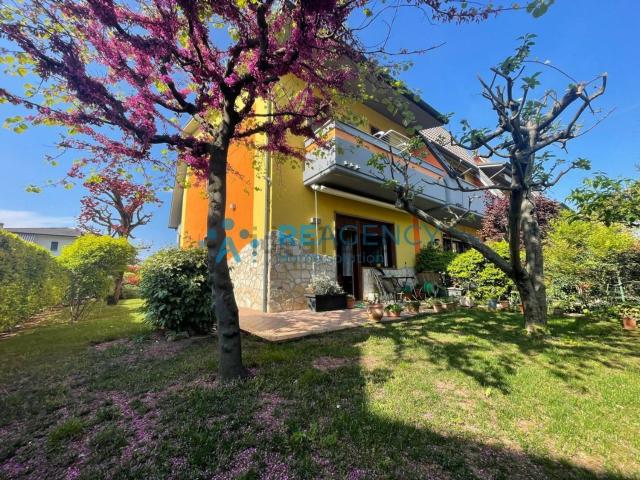 Villetta a schiera in vendita di 192 m²