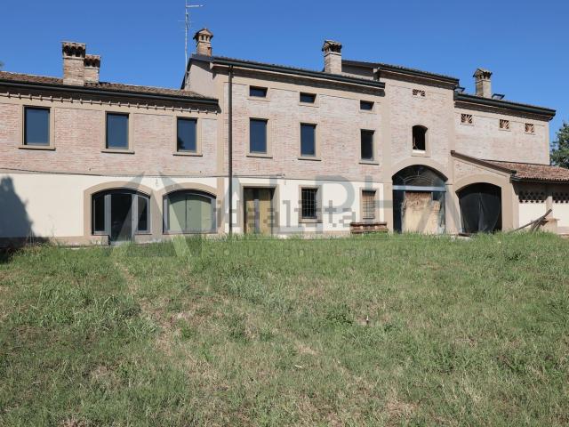 Villetta a schiera in vendita di 192 m² in Via dei Cavi