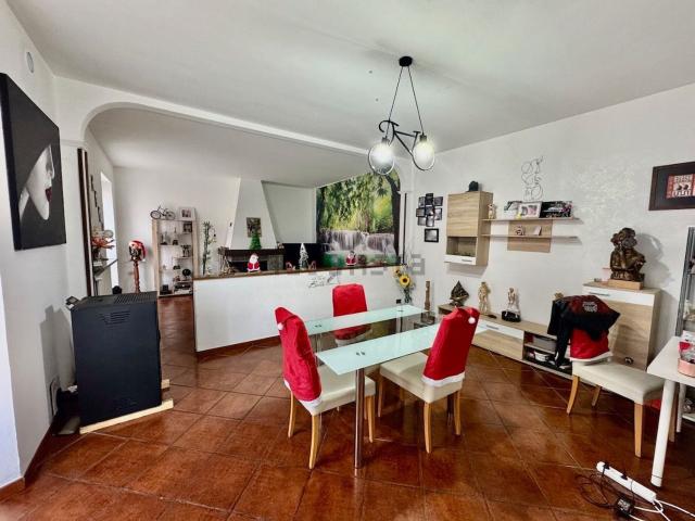 Villetta a schiera in vendita di 194 m² in Via Pietro Micca, 7