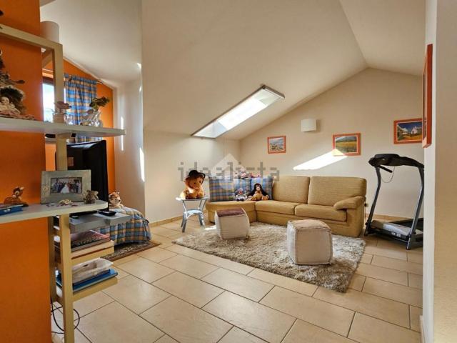 Villetta a schiera in vendita di 194 m² in Viale Umberto I, 102