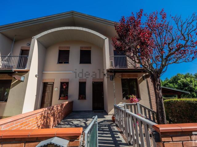 Villetta a schiera in vendita di 198 m² in Via Casino