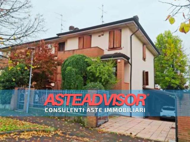 Villetta a schiera in vendita di 198 m² in Via Boccaccio, 14