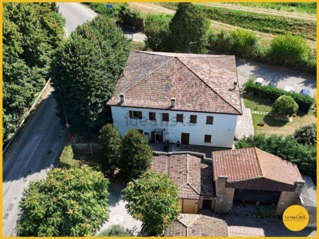 Villetta a schiera in vendita di 198 m² in Via Fascinata, 17