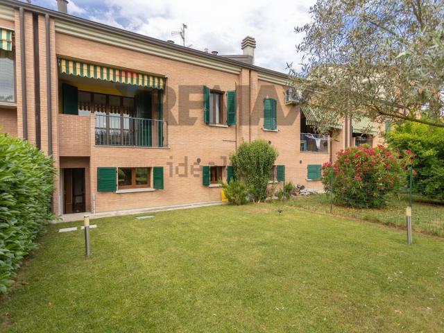 Villetta a schiera in vendita di 199 m² in Via Benigno Zaccagnini, 166