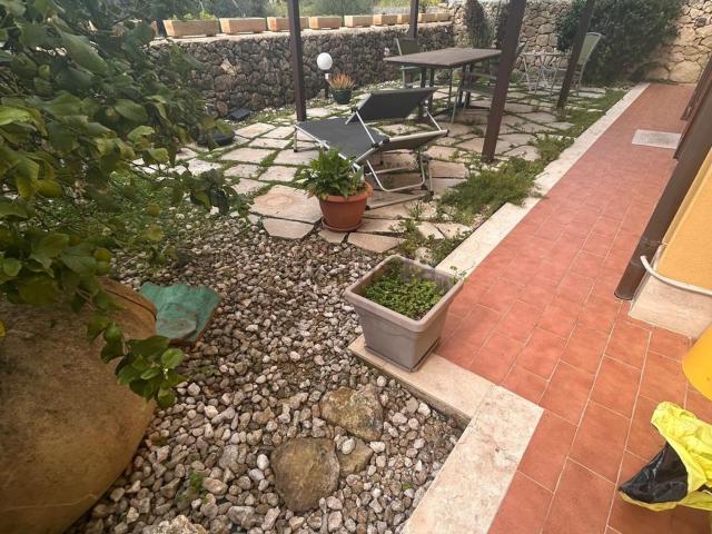 Villetta a schiera in vendita di 200 m² in Traversa Sinerchia