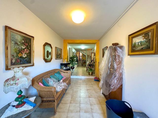 Villetta a schiera in vendita di 200 m² in Via Cesare Battisti