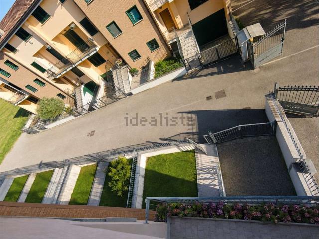 Villetta a schiera in vendita di 200 m² in Via Basso Casale