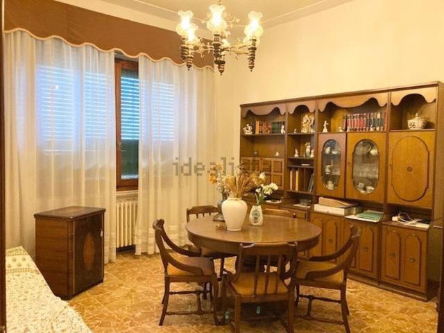 Villetta a schiera in vendita di 200 m² in Via Benvenuto Cellini