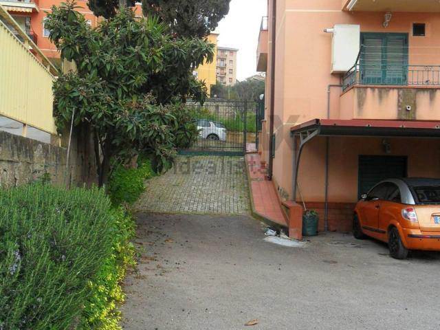 Villetta a schiera in vendita di 200 m² in Via Giorgio la Pira, 2