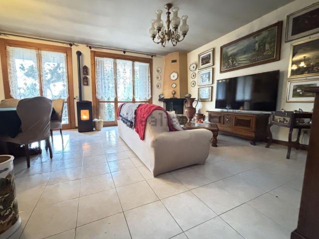 Villetta a schiera in vendita di 200 m² in Via don Primo Mazzolari