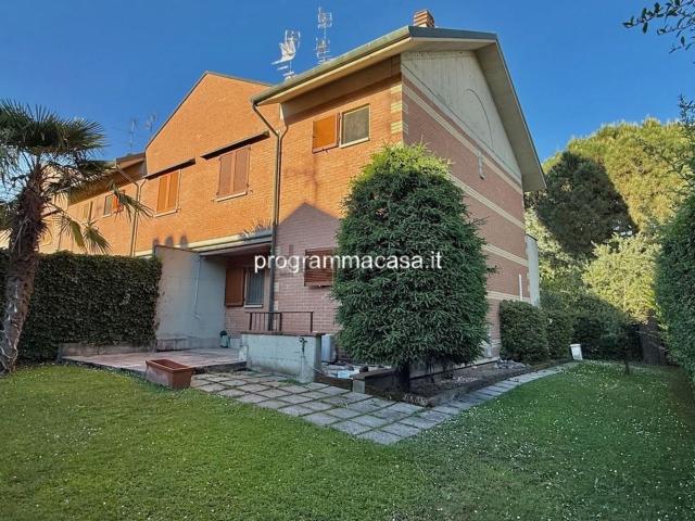Villetta a schiera in vendita di 200 m² in Via Olona