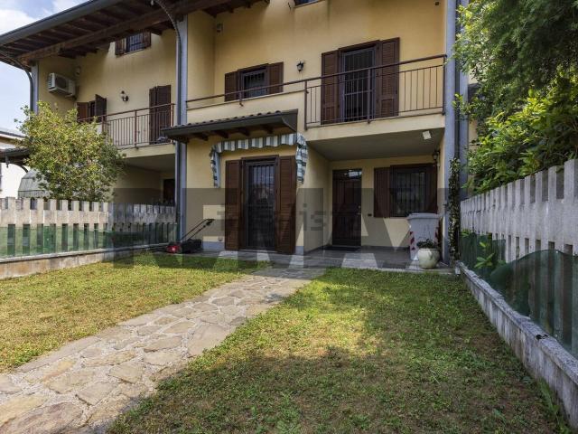 Villetta a schiera in vendita di 200 m² in Via Madonna in Campagna, 21