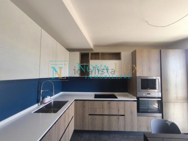 Villetta a schiera in vendita di 200 m² in Via Madre Teresa di Calcutta