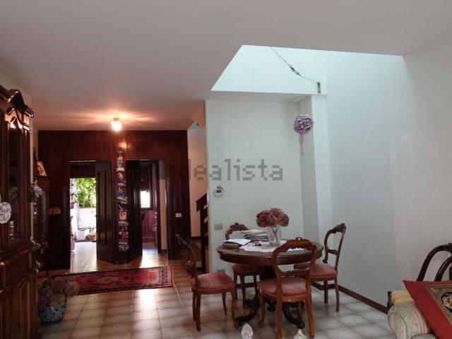 Villetta a schiera in vendita di 200 m² in Via N. Sauro