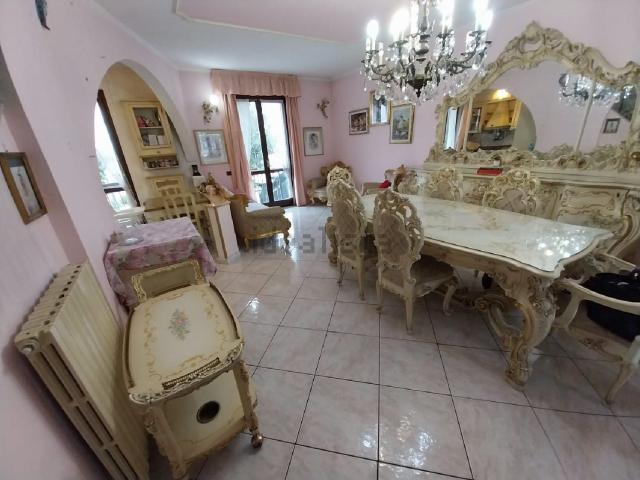 Villetta a schiera in vendita di 200 m² in Via Nazioni Unite