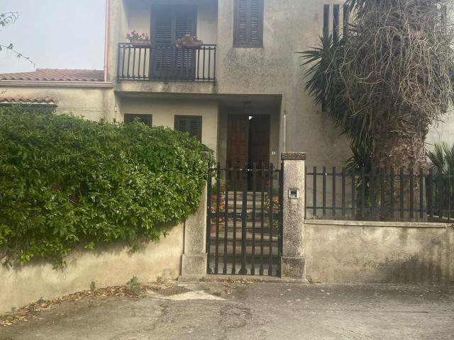 Villetta a schiera in vendita di 200 m² in Via Sorda Scicli, 143