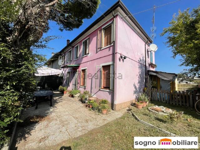 Villetta a schiera in vendita di 200 m² in Via Stazione