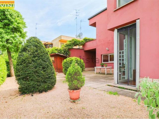 Villetta a schiera in vendita di 200 m² in Via Richard Wagner, 111