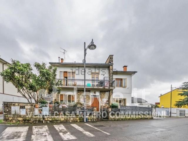 Villetta a schiera in vendita di 200 m² in Via Torricella, 186