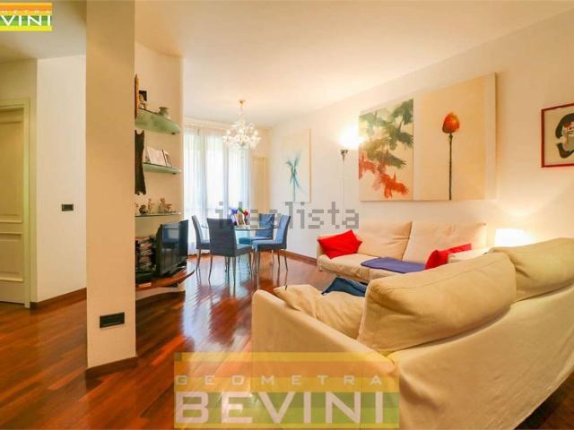 Villetta a schiera in vendita di 200 m² in Via Villa d&apos Oro, 16