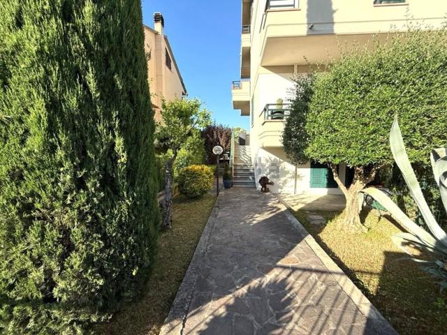 Villetta a schiera in vendita di 200 m² in Viale Giacomo Matteotti, 220