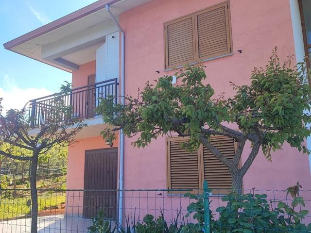 Villetta a schiera in vendita di 200 m² in Contrada Tappino, 27