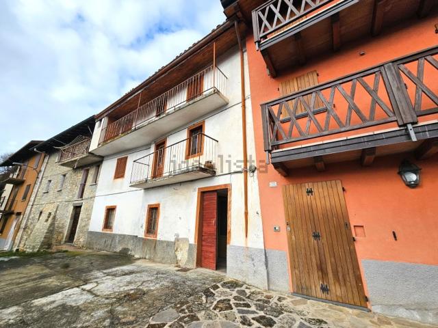 Villetta a schiera in vendita di 200 m² in Frazione Ganda