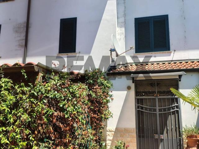 Villetta a schiera in vendita di 200 m² in Piazza Rinascimento, 18
