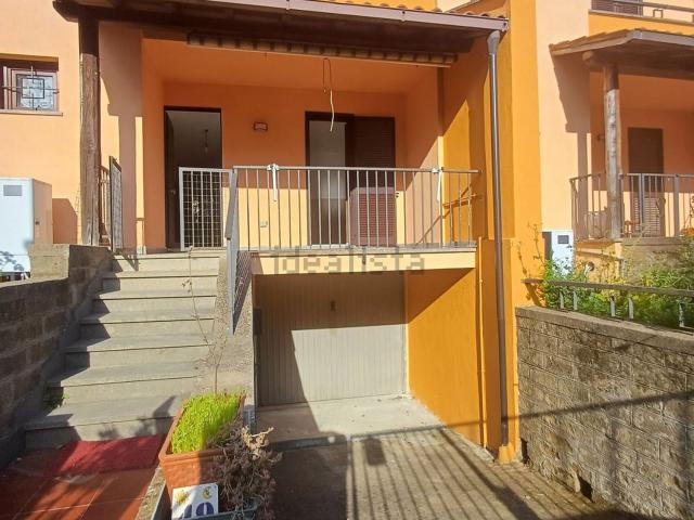 Villetta a schiera in vendita di 201 m² in Via Libero Grassi