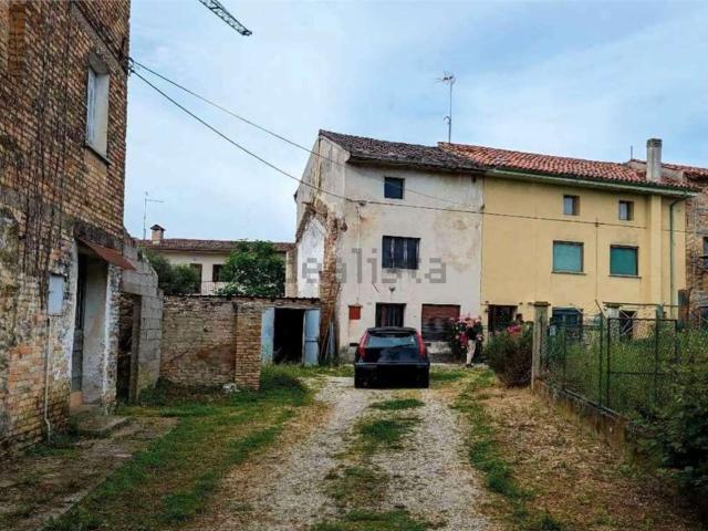 Villetta a schiera in vendita di 201 m² in Via Santa Sabata