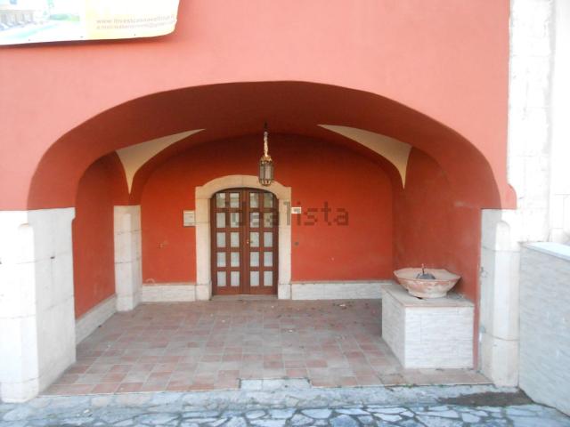 Villetta a schiera in vendita di 201 m² in Via taverna figura