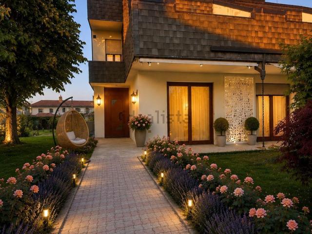 Villetta a schiera in vendita di 201 m² in Viale Guglielmo Marconi