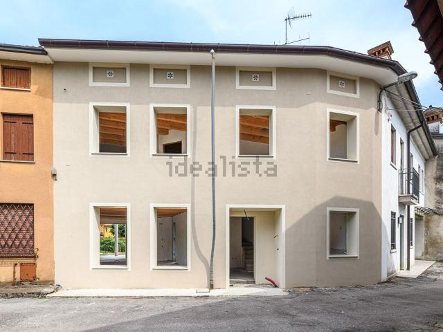 Villetta a schiera in vendita di 202 m² in Via Ponte