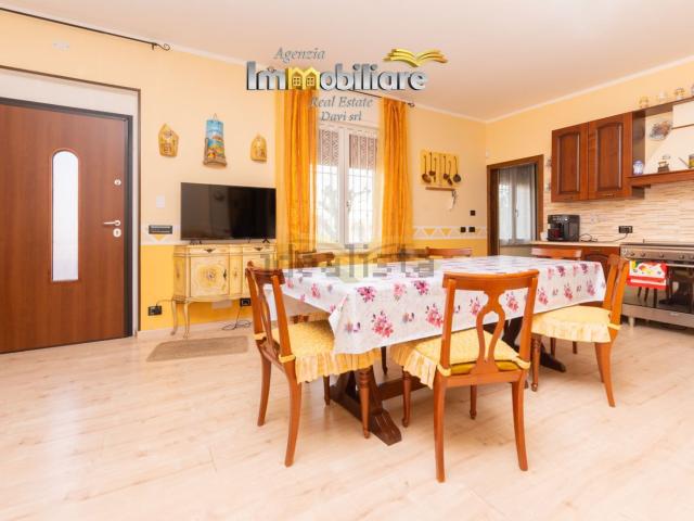 Villetta a schiera in vendita di 204 m² in Via Venticella