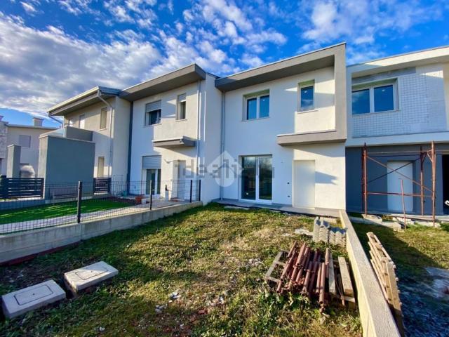 Villetta a schiera in vendita di 207 m² in Via Mariano Rumor