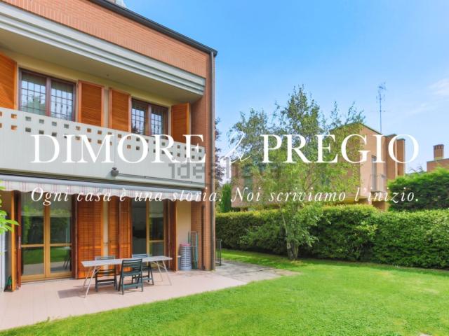 Villetta a schiera in vendita di 208 m² in Via San Filippo Neri, 6