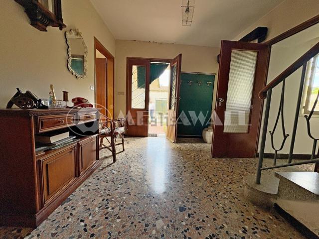 Villetta a schiera in vendita di 208 m² in Via Tarabin, 35