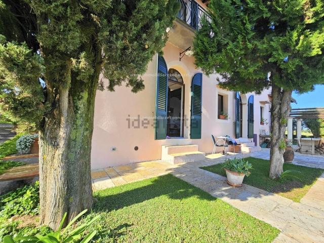 Villetta a schiera in vendita di 210 m²