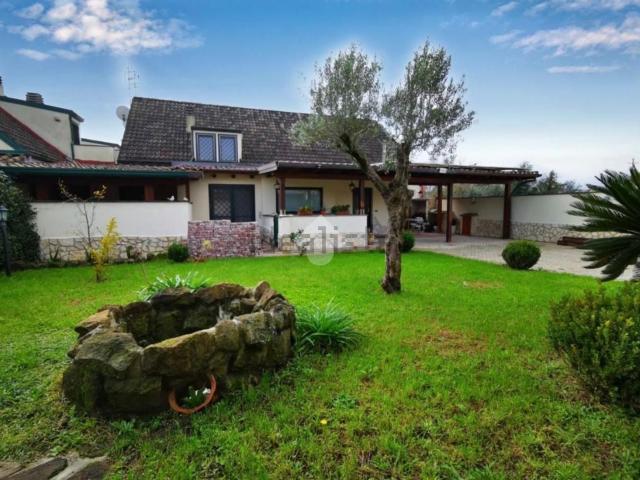 Villetta a schiera in vendita di 210 m² in Via Colle Fontana Vecchia, 56