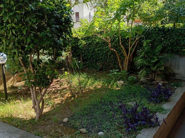 Villetta a schiera in vendita di 210 m² in Via Claudio Coccia, 8