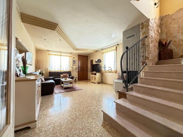 Villetta a schiera in vendita di 210 m² in Via A. Palladio